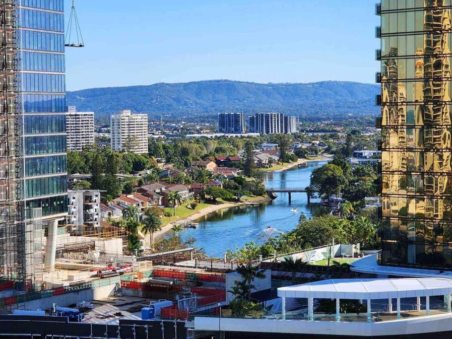 Broadbeach Business Or Leisure Gold Coast Bagian luar foto